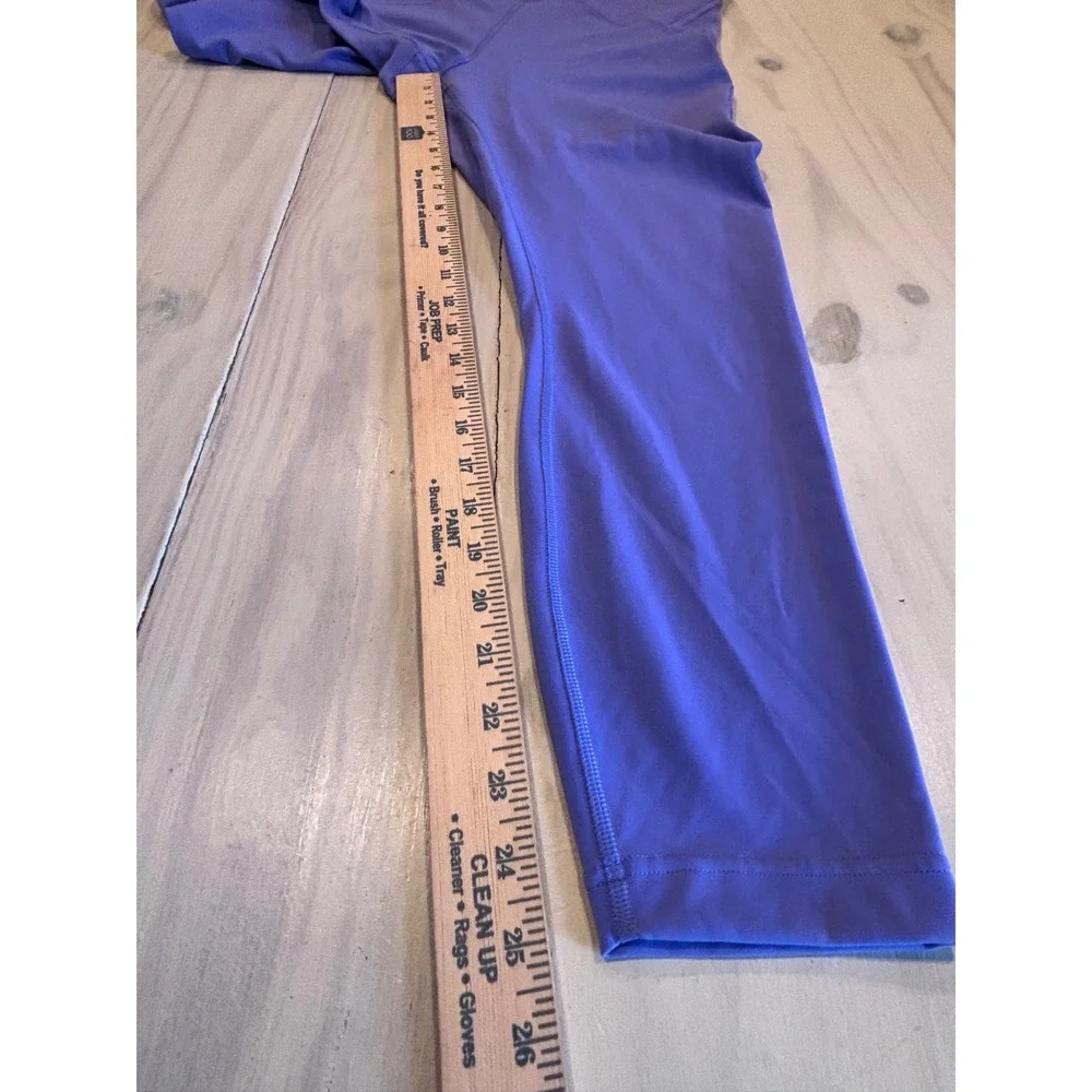 Lululemon Purple High Rise 7/8 Crop Leggings with Side Pockets Womens Size 8